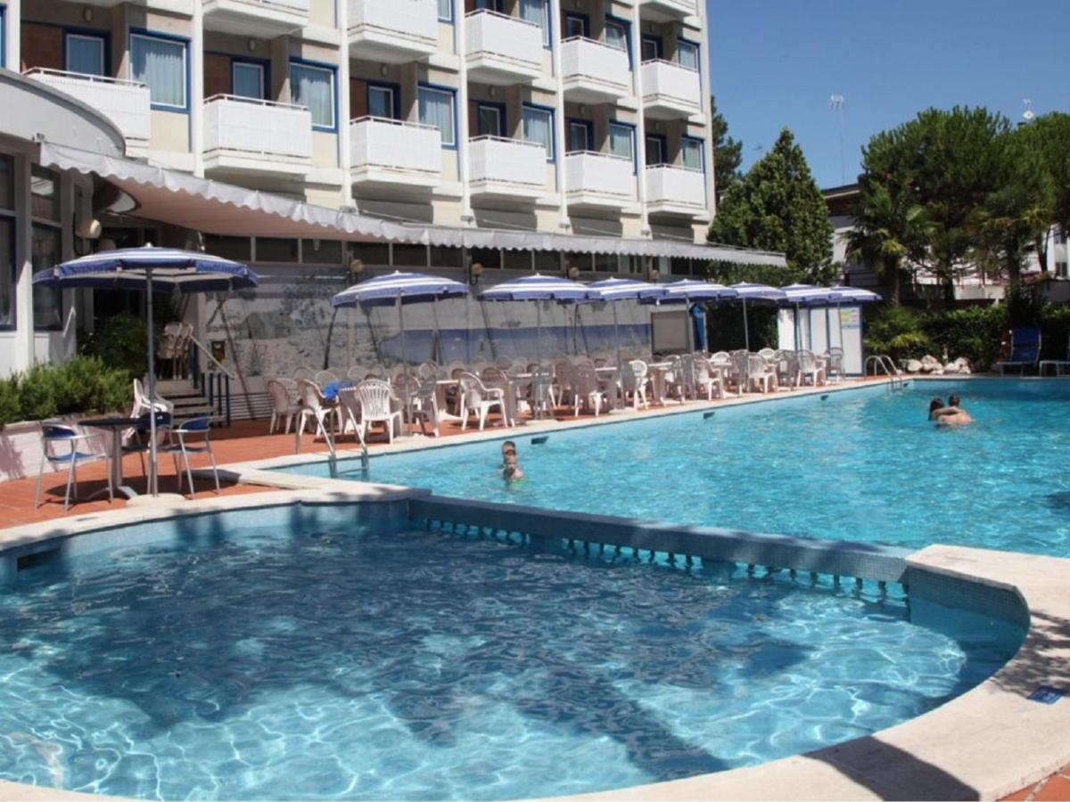 Hotel Medusa Splendid Lignano Sabbiadoro Luaran gambar