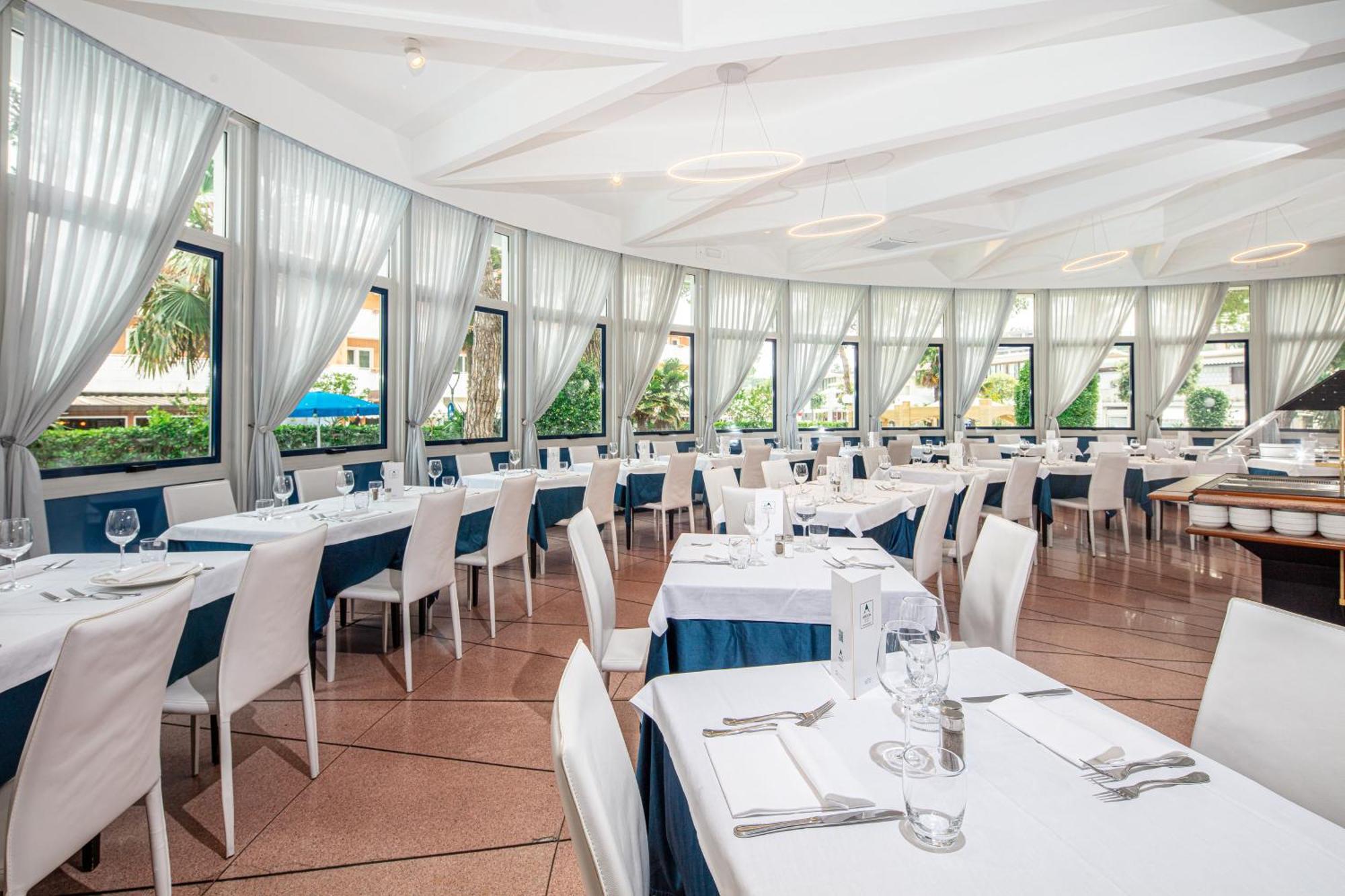 Hotel Medusa Splendid Lignano Sabbiadoro Luaran gambar